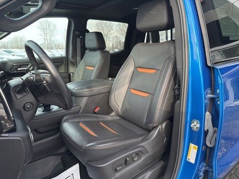 Certified 2023 GMC Sierra 1500 AT4 w/ AT4 Premium Package image 6