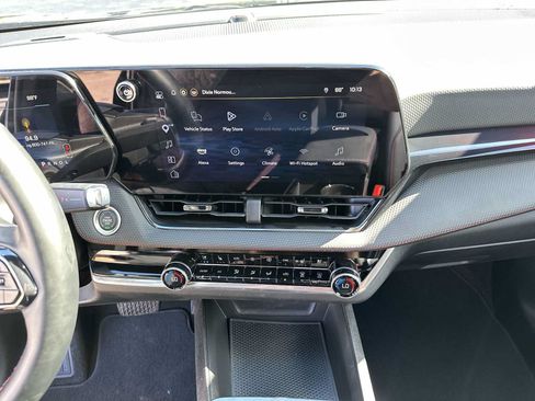 Certified 2025 Chevrolet Equinox RS w/ Safety and Technology Package AWD/4WD image 21