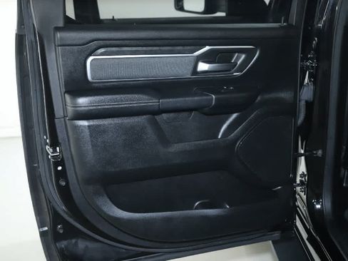Used 2019 RAM 1500 Big Horn AWD/4WD image 13