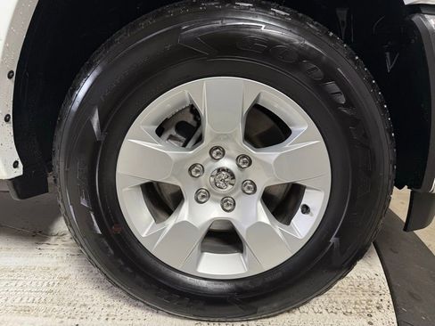 Certified 2025 RAM 1500 Big Horn image 9