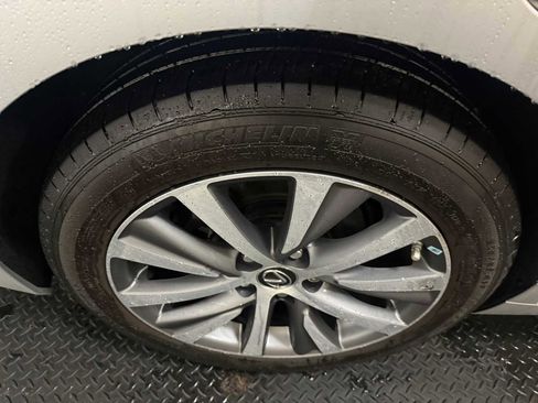 Used 2020 Lexus ES 300h image 13