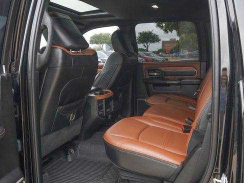 Used 2024 RAM 2500 Limited w/ Safety Group image 13