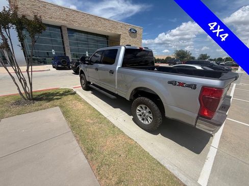 Used 2022 Ford F250 XLT AWD/4WD image 6