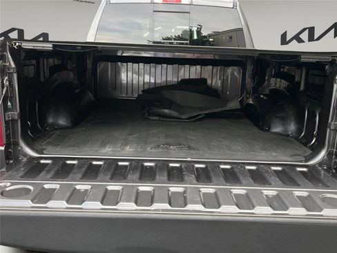 Used 2021 RAM 1500 Big Horn AWD/4WD image 8