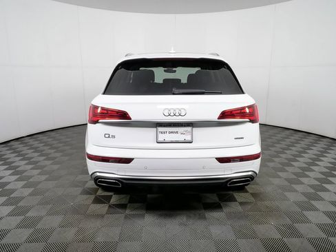 Used 2024 Audi Q5 e Premium w/ Convenience Package AWD/4WD image 28