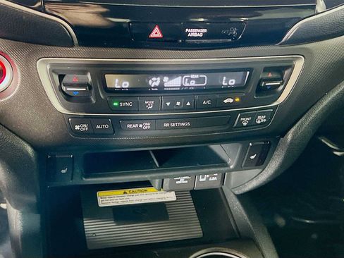 Used 2023 Honda Passport TrailSport image 12
