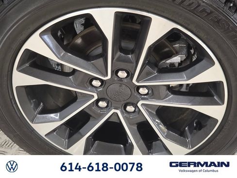 Used 2023 Jeep Grand Cherokee Overland AWD/4WD image 13