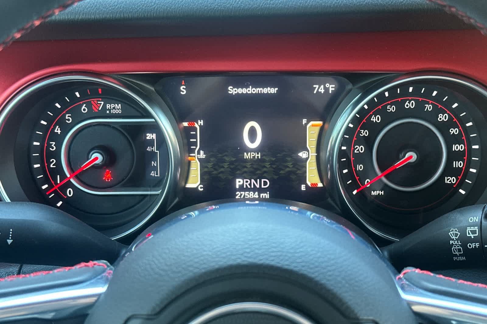 Used 2022 Jeep Wrangler Unlimited Rubicon w/ Cold Weather Group AWD/4WD image 29