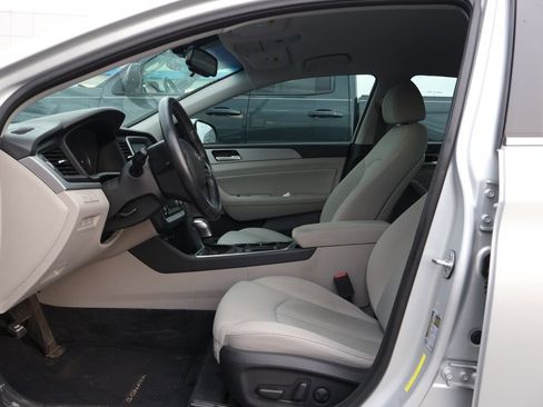 Used 2019 Hyundai Sonata SEL FWD image 8