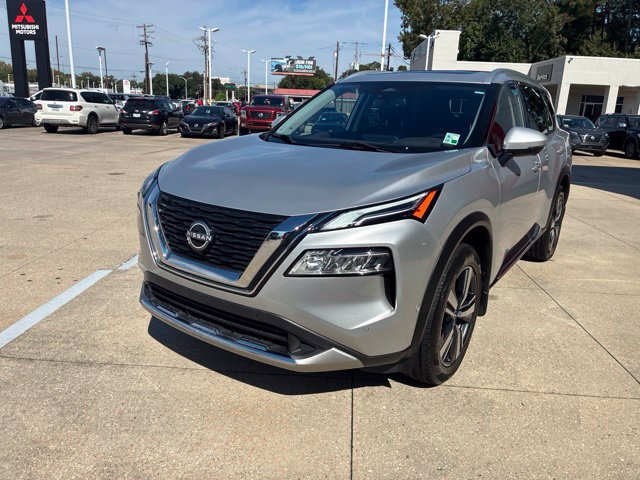 Used 2023 Nissan Rogue Platinum w/ Platinum Premium Package AWD/4WD image 3