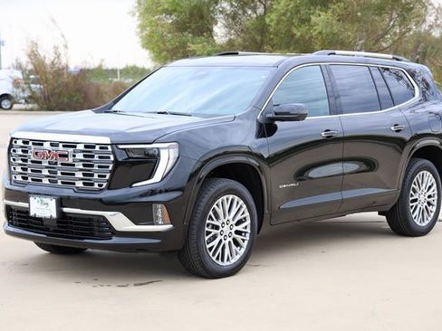New 2026 GMC Acadia Denali w/ Super Cruise Package image 3