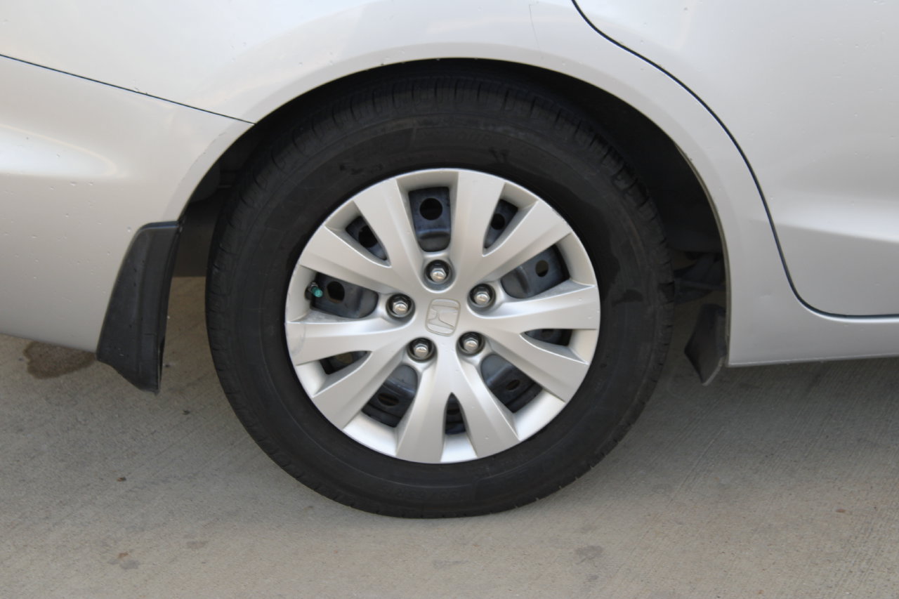 Used 2012 Honda Civic LX image 7