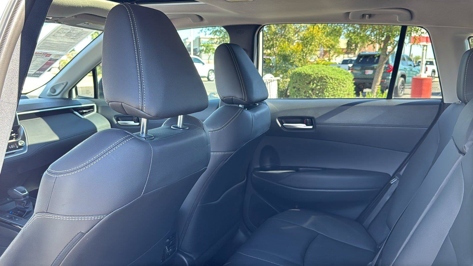 Used 2026 Toyota Corolla Cross XLE w/ Convenience Package FWD image 32