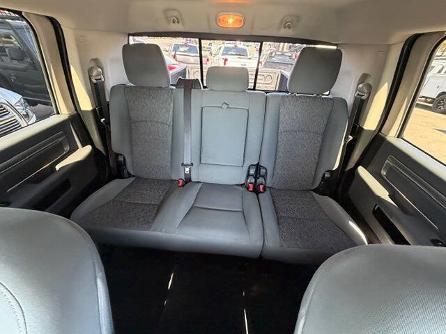 Used 2016 RAM 3500 Big Horn AWD/4WD image 16