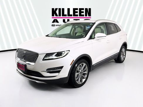 Used 2019 Lincoln MKC Select w/ Select Plus Package image 3