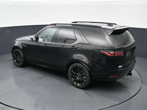 Used 2024 Land Rover Discovery Dynamic SE AWD/4WD image 25