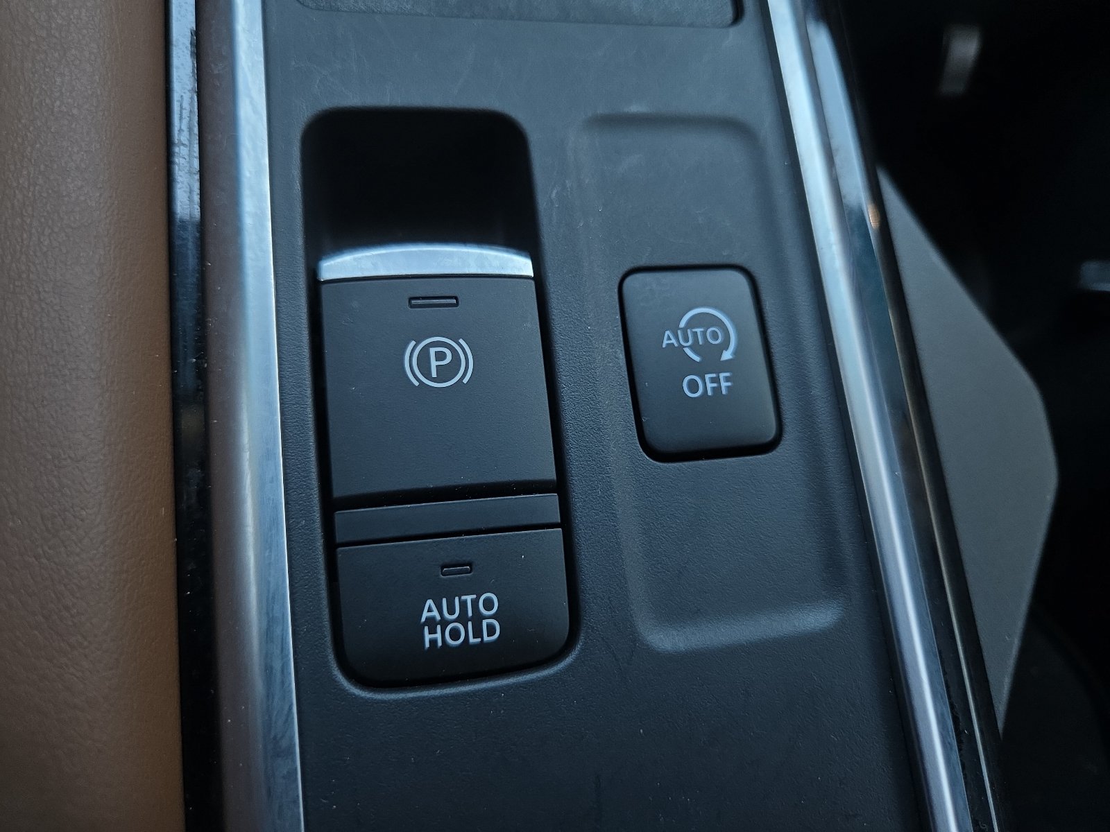 Used 2025 Nissan Pathfinder Platinum w/ Cargo Package AWD/4WD image 21