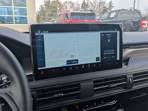 Used 2026 Lincoln Corsair Reserve image 15