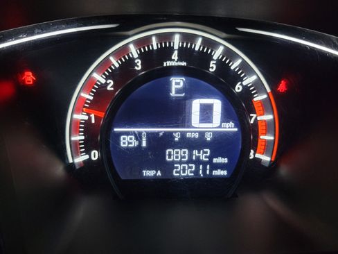 Used 2018 Honda Civic Sport image 35