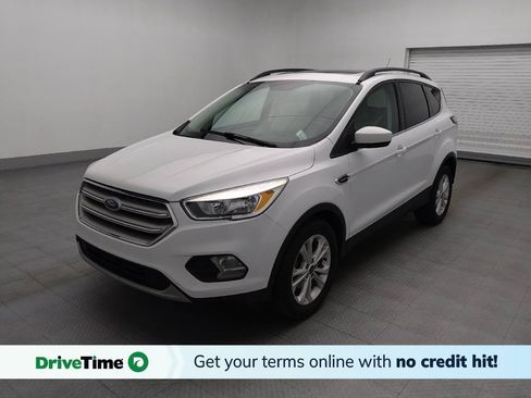 Used 2018 Ford Escape SE FWD image 1