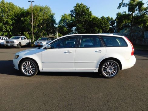 Used 2009 Volvo V50 2.4i image 20