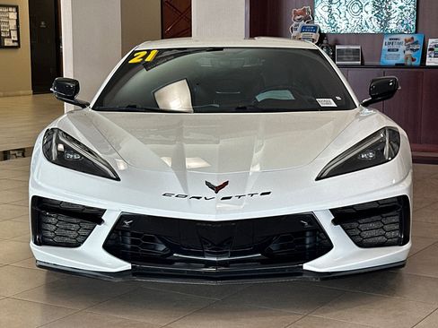 Used 2021 Chevrolet Corvette Stingray Premium Cpe w/ Z51 Performance Package image 6