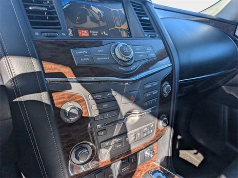 Used 2018 Nissan Armada Platinum image 25