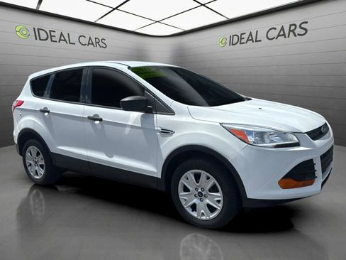 Used 2016 Ford Escape S FWD image 3