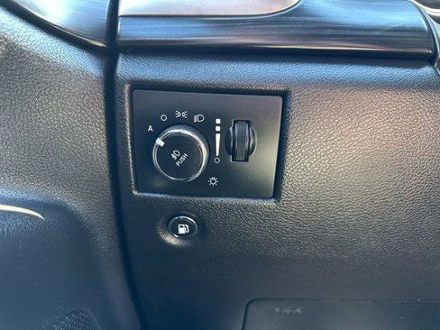 Certified 2021 Jeep Grand Cherokee Laredo X image 24