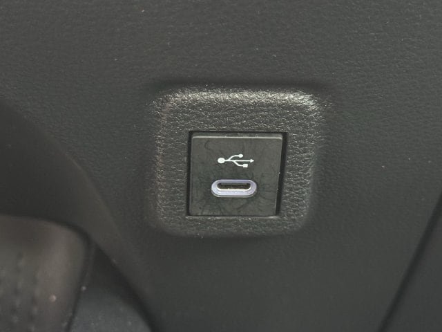 Used 2025 Toyota Corolla LE FWD image 21