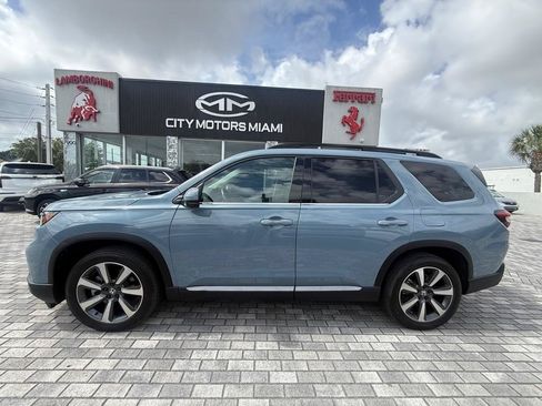 Used 2024 Honda Pilot Elite image 4
