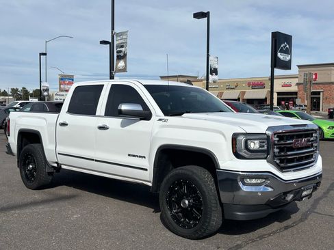 Used 2018 GMC Sierra 1500 SLT image 1