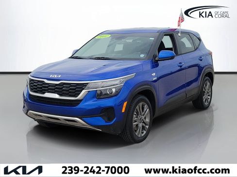 Certified 2022 Kia Seltos LX AWD/4WD image 3