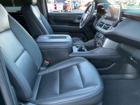 Used 2024 Chevrolet Tahoe Z71 w/ Luxury Package image 20