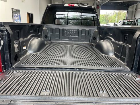 Used 2024 Ford F250 Lariat w/ Sport Appearance Package image 8