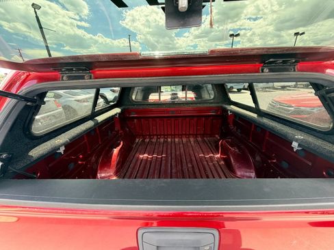 Used 2018 Chevrolet Colorado Z71 AWD/4WD image 20