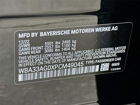 Used 2023 BMW 530e xDrive w/ Premium Package image 34