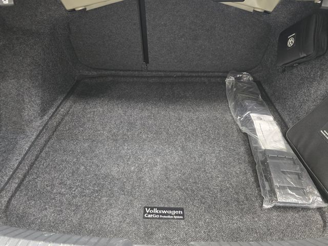 Used 2023 Volkswagen Jetta SE FWD image 28