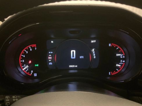 Used 2022 Dodge Durango SXT AWD/4WD image 4