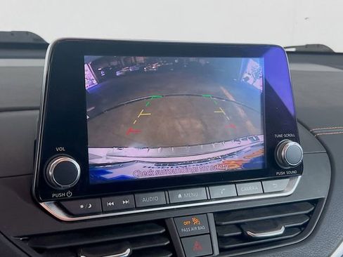 Used 2021 Nissan Altima 2.5 SR image 12