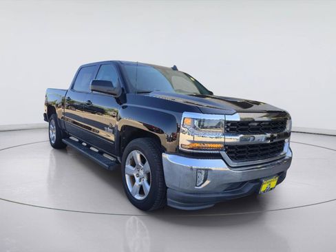 Used 2017 Chevrolet Silverado 1500 LT w/ Texas Edition RWD image 7