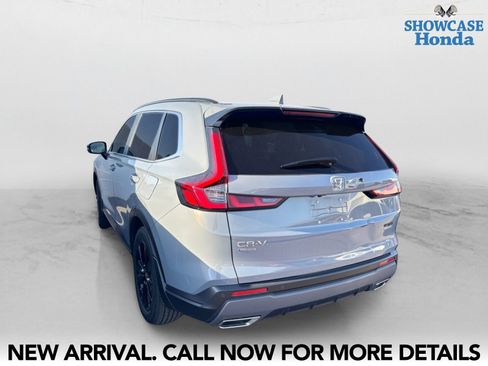 Used 2023 Honda CR-V Sport Touring image 4