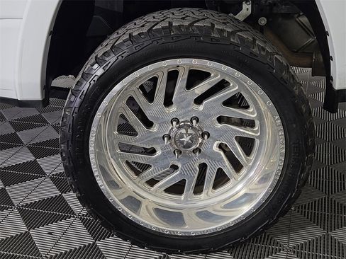 Used 2021 RAM 1500 Laramie image 8