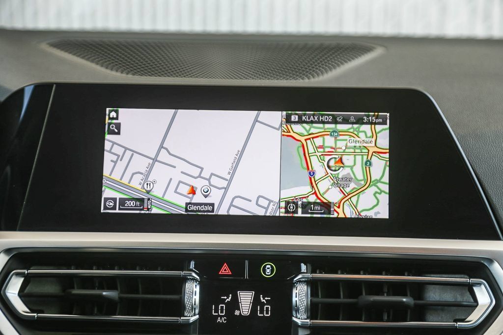 Used 2023 BMW 430i Coupe w/ Convenience Package RWD image 11