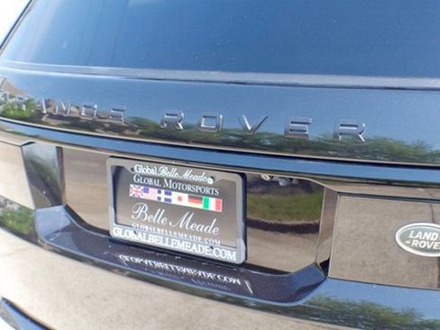 Used 2018 Land Rover Range Rover Sport HSE image 11