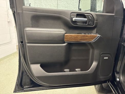 Used 2021 Chevrolet Silverado 3500 High Country image 15