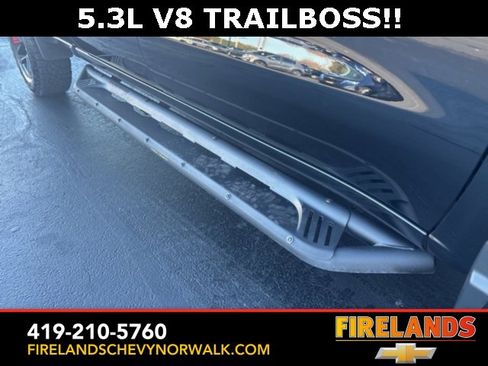 Certified 2024 Chevrolet Silverado 1500 Custom Trail Boss w/ Dark Appearance Package image 26