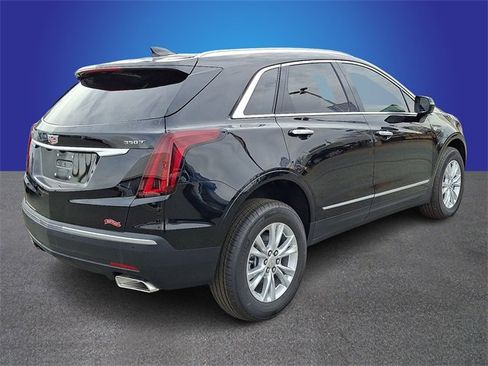New 2025 Cadillac XT5 Luxury image 5