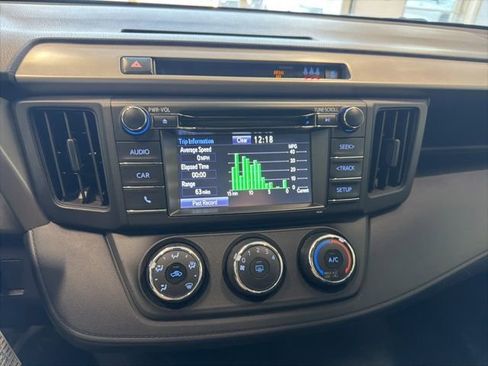 Used 2018 Toyota RAV4 LE w/ All Weather Liner Package image 20