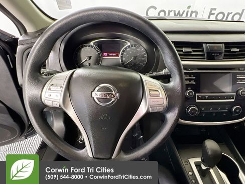 Used 2016 Nissan Altima 2.5 S w/ Power Driver Seat Package FWD image 8
